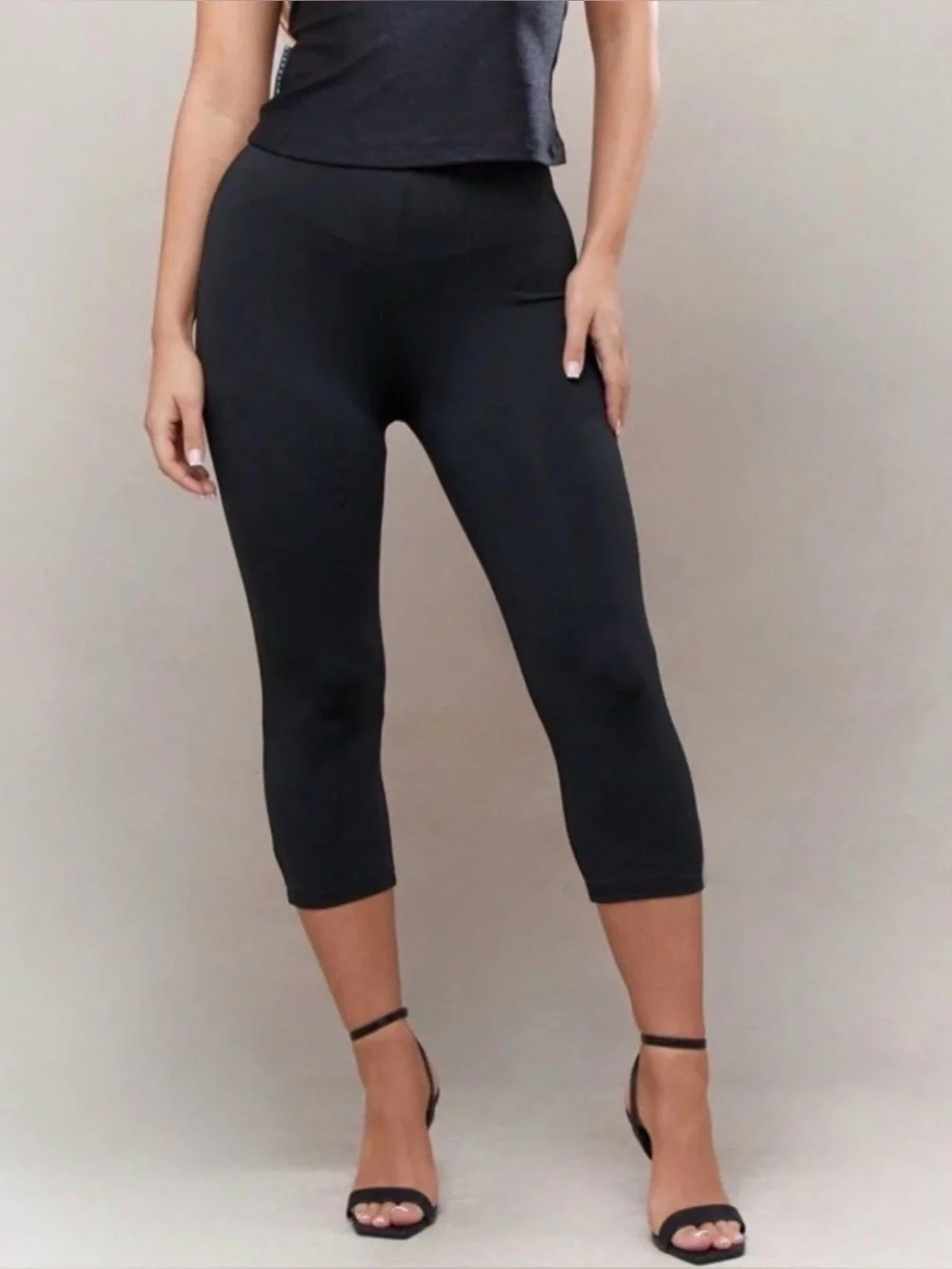 Capris - Picture 1 of 6